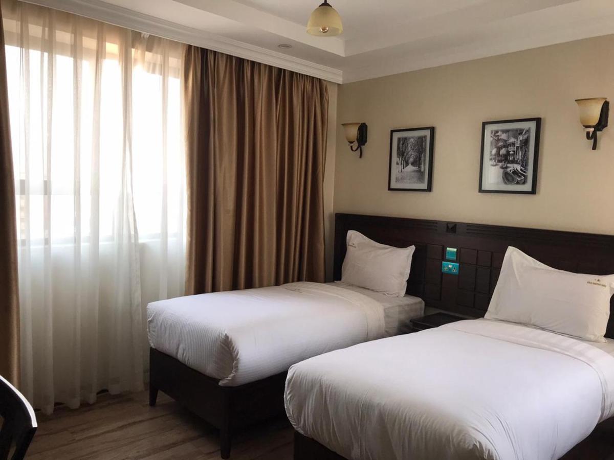 Hemak Suites Nairobi Kültér fotó