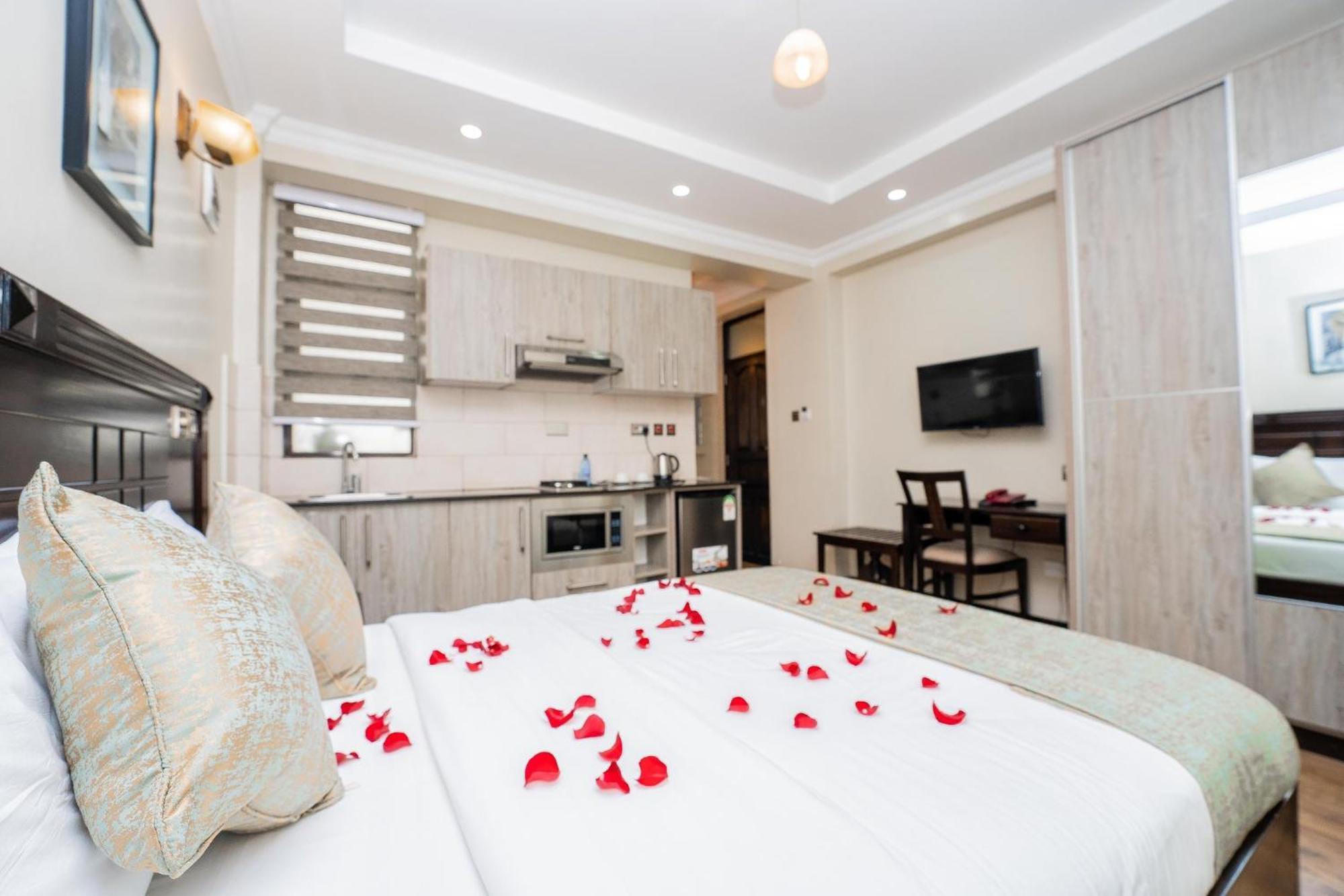 Hemak Suites Nairobi Kültér fotó