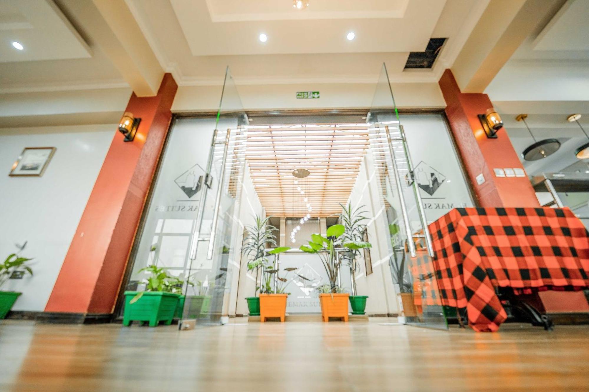 Hemak Suites Nairobi Kültér fotó