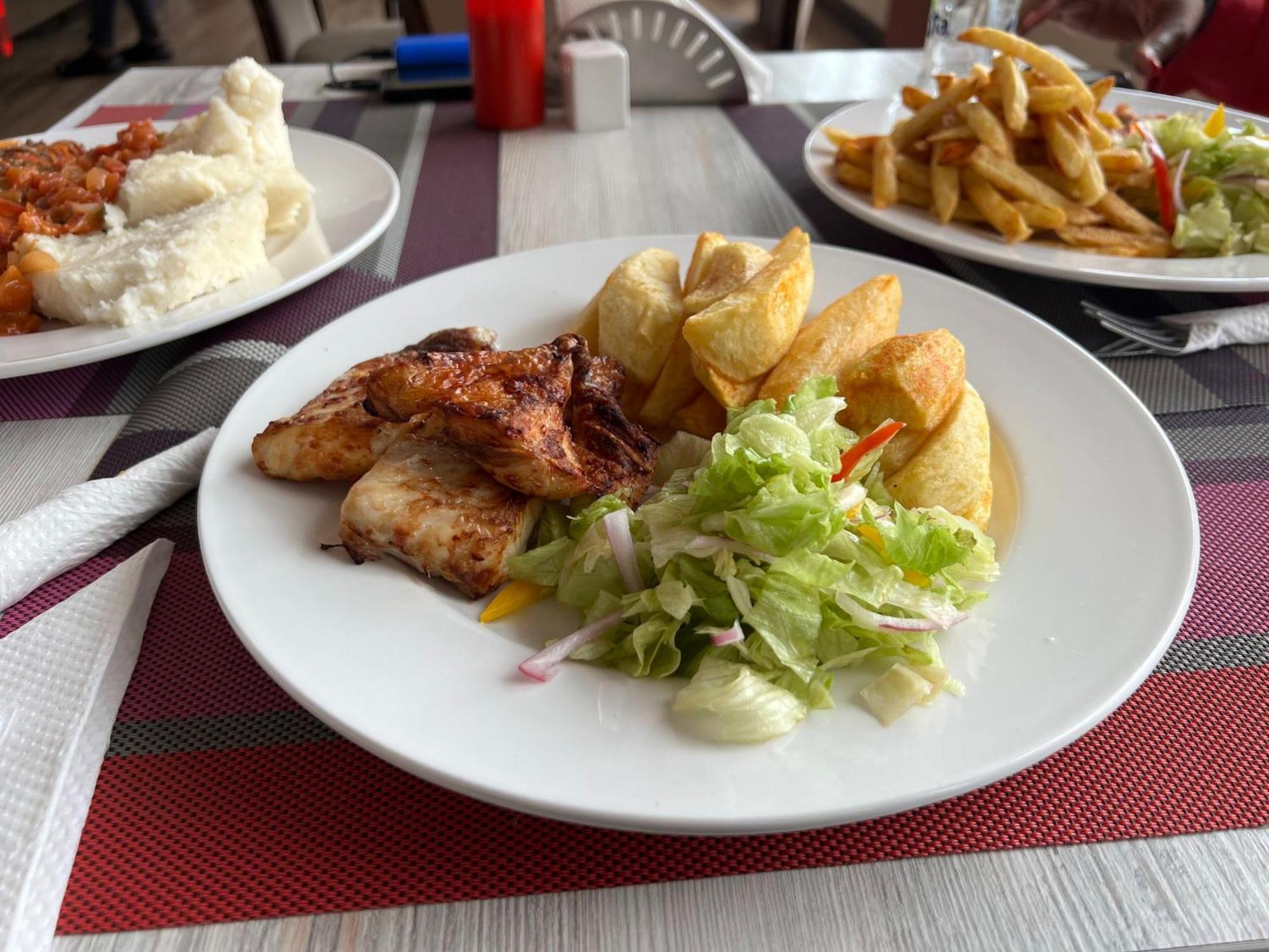 Hemak Suites Nairobi Kültér fotó